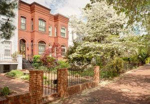 Best Places to Live If You Have a Family