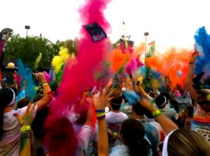 The Color Run Draws 5,000 Runners to DC (Photos)