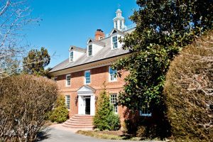 Luxury Home Sales: House to the Stars