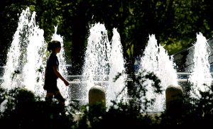 What Happens to Coins Thrown in Washington Fountains