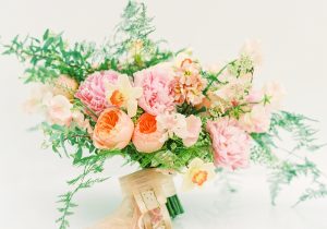Save Money on Wedding Flowers With These 3 Rules
