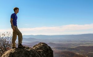Itinerary: How to Spend a Fall Day In Shenandoah National Park