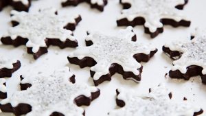 A Cookie Expert (!) Offers the Best Tips on How to Bake Delicious Holiday Cookies