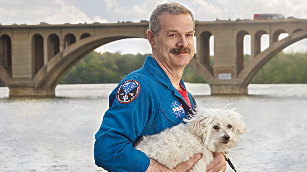 Astronaut Scott Altman shares why he chose Georgetown as his earthbound home base and how NASA prepared him for remodeling in the neighborhood. Photograph by Jeff Elkins.