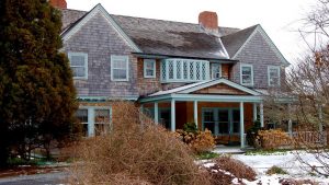 Sally Quinn Puts Grey Gardens Up for Sale