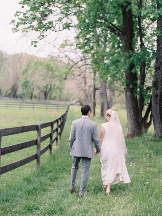 Liz McAvoy + John Gabriel Linen Mills House Wedding | Renee Hollingshead299 Liz McAvoy + John Gabriel Linen Mills House Wedding | Renee Hollingshead299