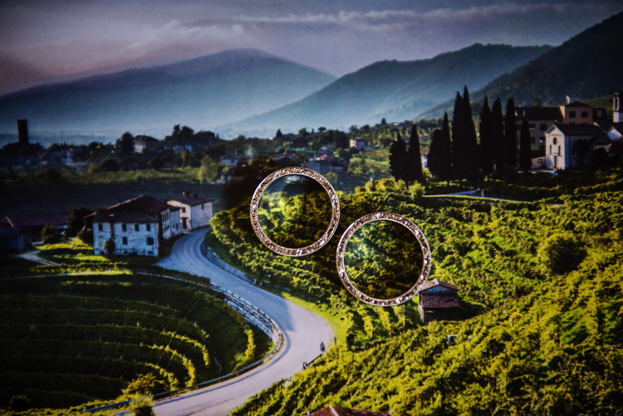 Miller_Moll_LoveampAdventurePhotography_MeridanHouseMattBryanGettingReady84_low Miller_Moll_LoveampAdventurePhotography_MeridanHouseMattBryanGettingReady84_low