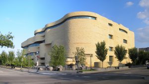 Why Is a Redskins Blanket On Display in the American Indian Museum? A Curator Explains