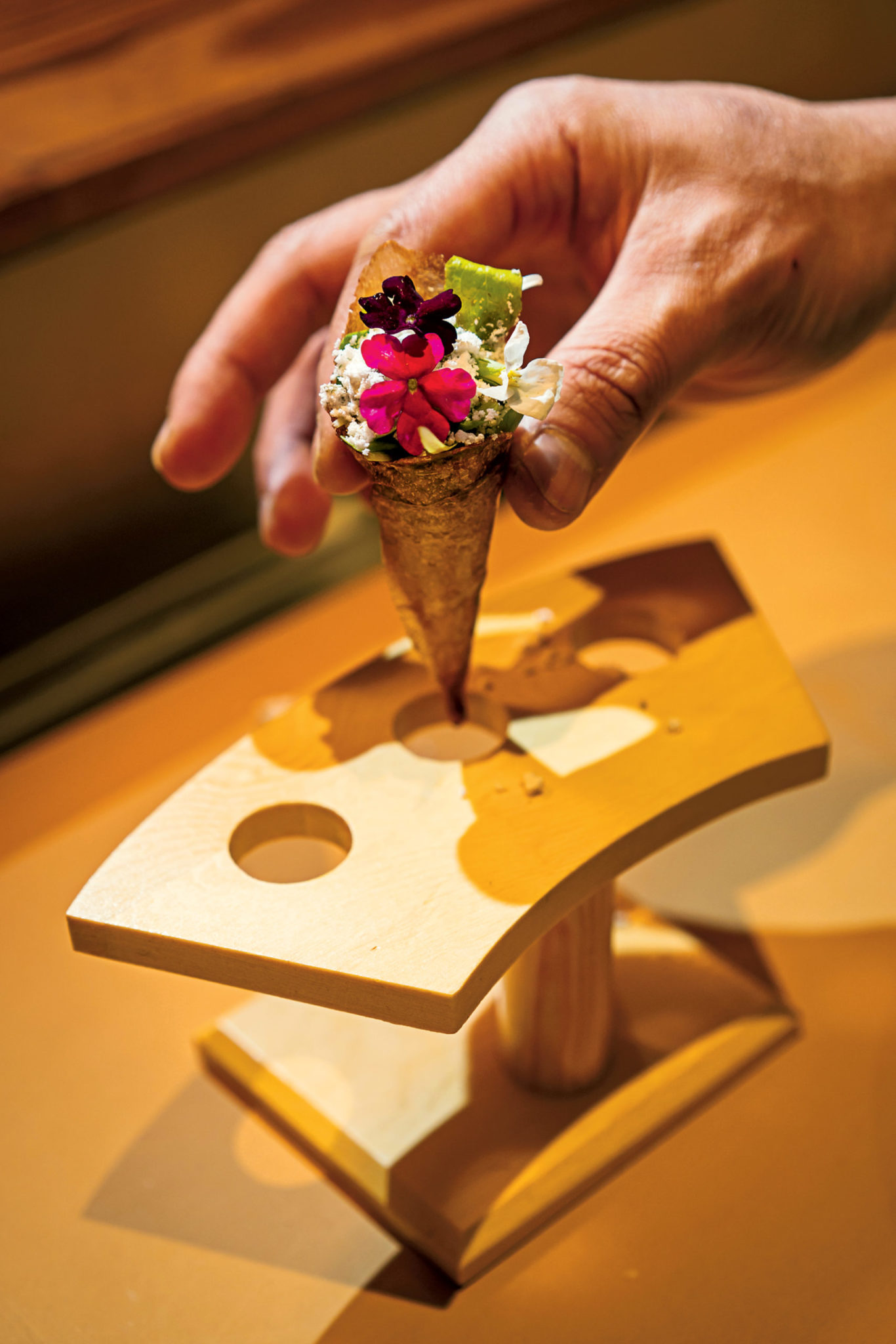 Photograph by Scott Suchman.