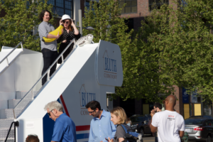 The Arrested Development Stair Car Got a Lot of Hop-ons in DC