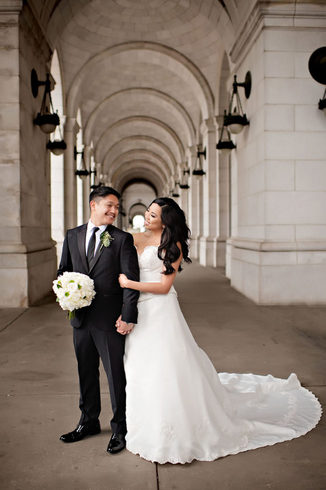 View More: http://thephotographysmiths.pass.us/riverawedding