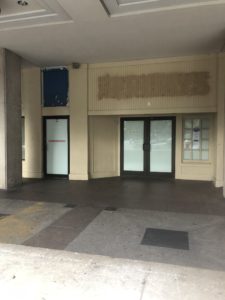 DC’s Only TGI Fridays Has Closed, and GWU Students Mourn