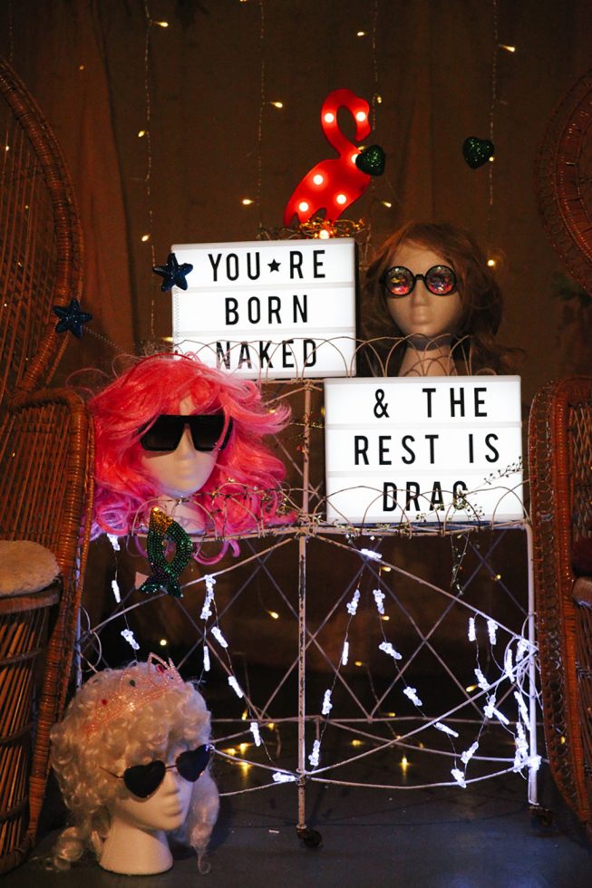 Maureen McCarty & Mollie Connell | Leah Moyers Photography | M&Mdetails183598 Maureen McCarty & Mollie Connell | Leah Moyers Photography | M&Mdetails183598