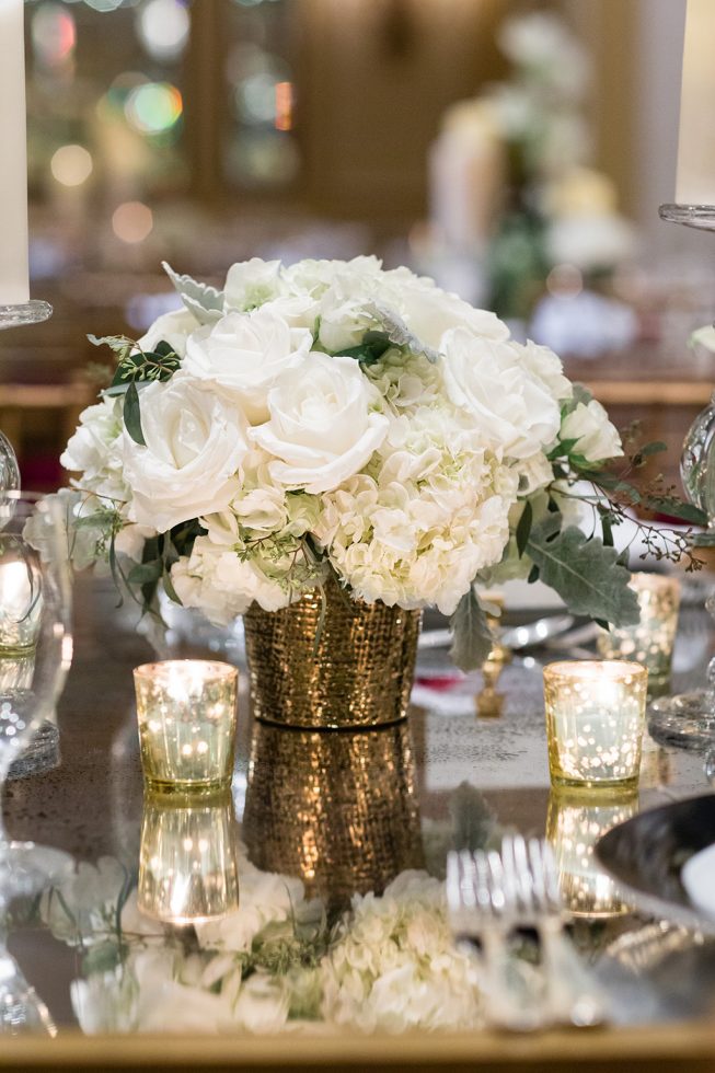 Natalie Garagiola & Eddie Longosz | Lisa Boggs Photography | natalie_eddie_baseball_holiday_wedding_15.1 Natalie Garagiola & Eddie Longosz | Lisa Boggs Photography | natalie_eddie_baseball_holiday_wedding_15.1