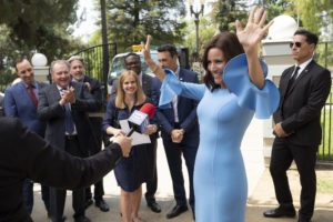 The Funniest DC Jokes From Veep’s Selina Meyer Memoir