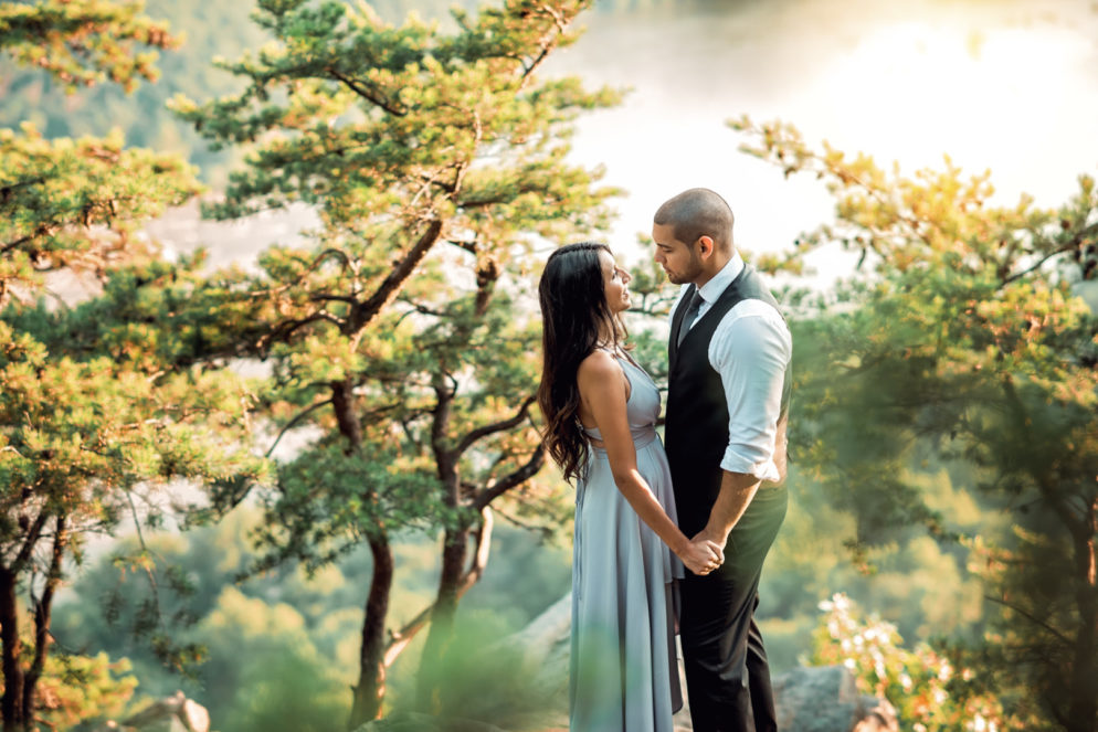 A_S_1001AnglesPhotography_MountainEngagementSessionMaryland5_big mountain-engagement-photos