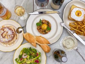 A Svelte French Brasserie From the Hilton Brothers Is Open in the Mosaic District