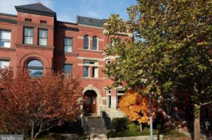 The Best-Looking Open Houses This Weekend (12/7-12/8)