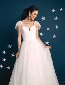 What Your Wedding Will Be Like, According to Your Zodiac Sign