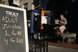 DC Mayor Just Proposed a Change That Could Loosen Up Public Drinking Rules