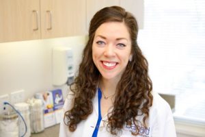 Overnight Oats, Stir-Fry, and Pantry Staples: What a Registered Dietitian Eats in a Day During Quarantine