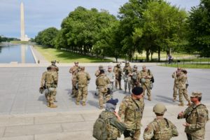 The Mysterious Claim That Two South Carolina Guardsmen Were Delivered a Glass-Filled Pizza in DC