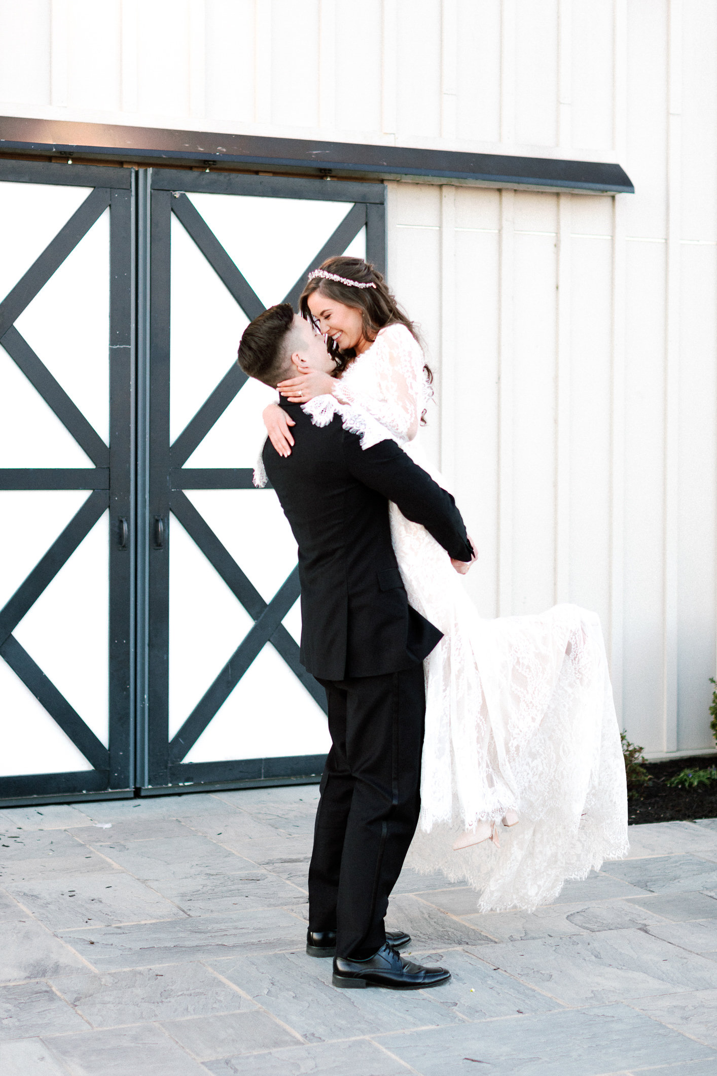 View More: https://liebphotographic.pass.us/jordanandjackson