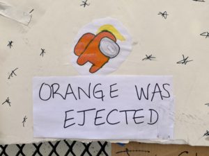 Photos: Here Are Some Things People Have Left at the White House Fence to Troll Trump Since Election Day