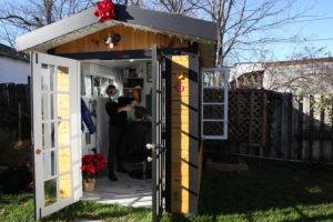 This DC Stylist’s Backyard Hair Salon Is Booking Months in Advance