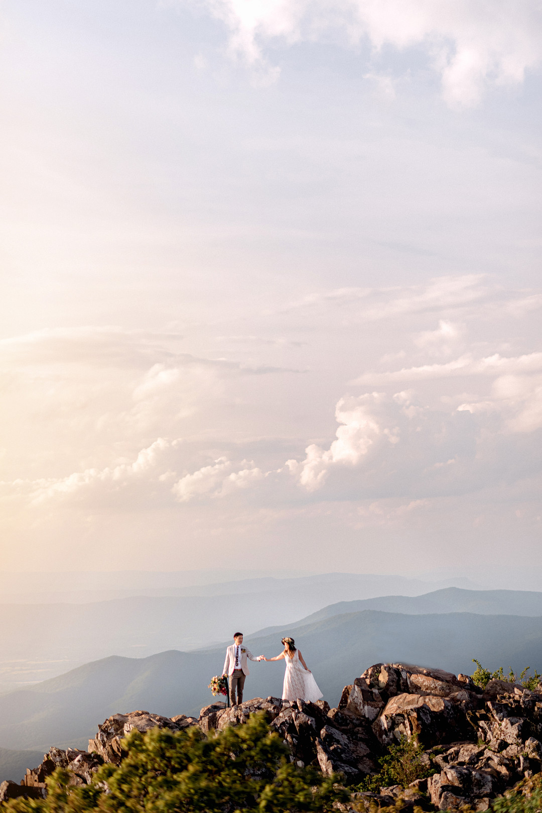 Boho Mountain Elopement in Shenandoah National Park_1001 Angles Photography_Shenandoah National Park Adventure Elopement-196_low