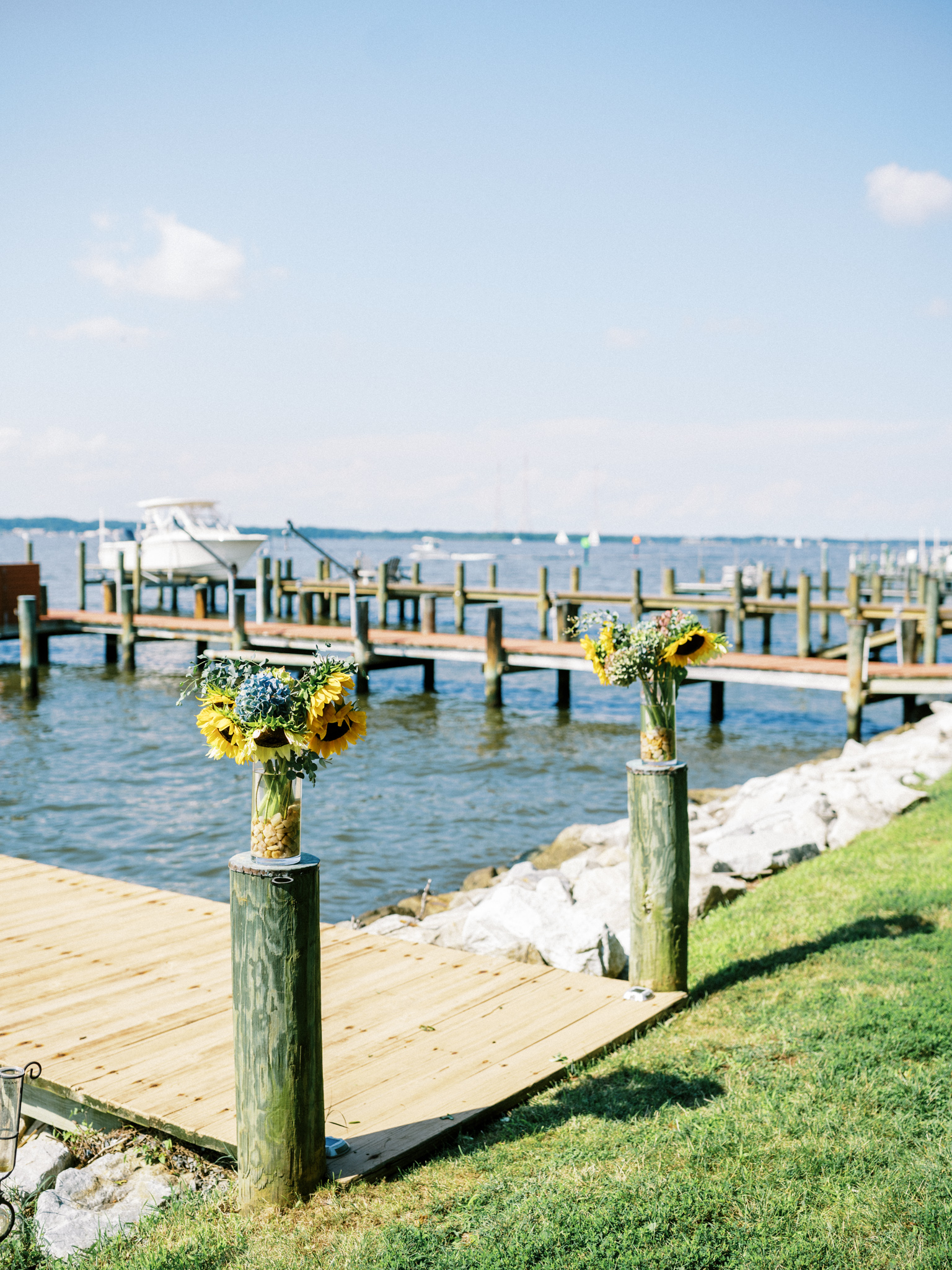 Gray_Joiner_e. losinio photography_annapolis-maryland-waterfront-elopement-6