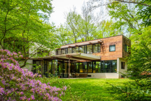 Look Inside This Green-Energy-Powered Modern Dream Home Near DC