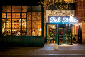 Swanky DC Wharf Restaurant Del Mar Was Forced to Shut Down After a Staff Walkout