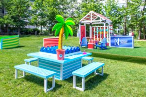 There Is a New Outdoor Pop-Up in Arlington That Combines Co-Working and Happy Hour