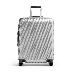 We Asked a Spine Surgeon: What Luggage Do You Use?