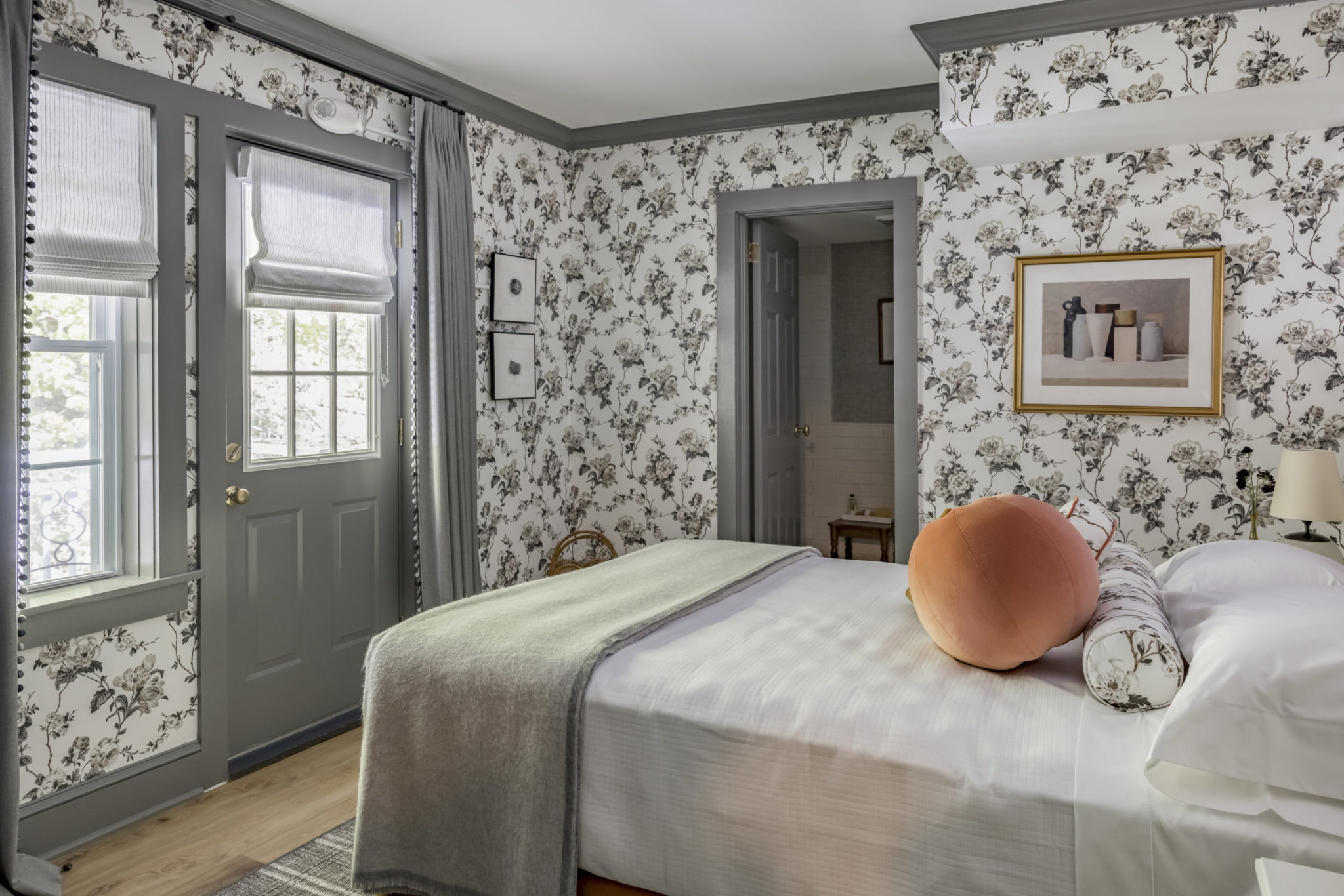 Floral Patterns Are All the Rage—and You Shouldn’t Be Afraid to Use Them in Your Home