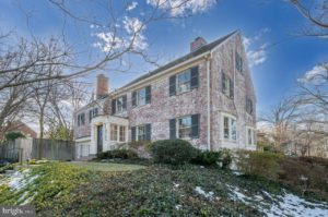 Photos: This DC House Sold for 0,000 Over Asking Price
