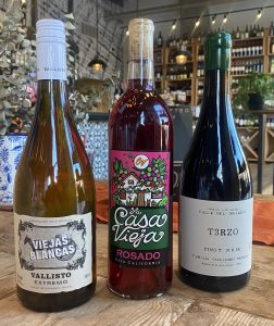 The Best Wines to Serve With Thanksgiving Dinner, According to DC Experts