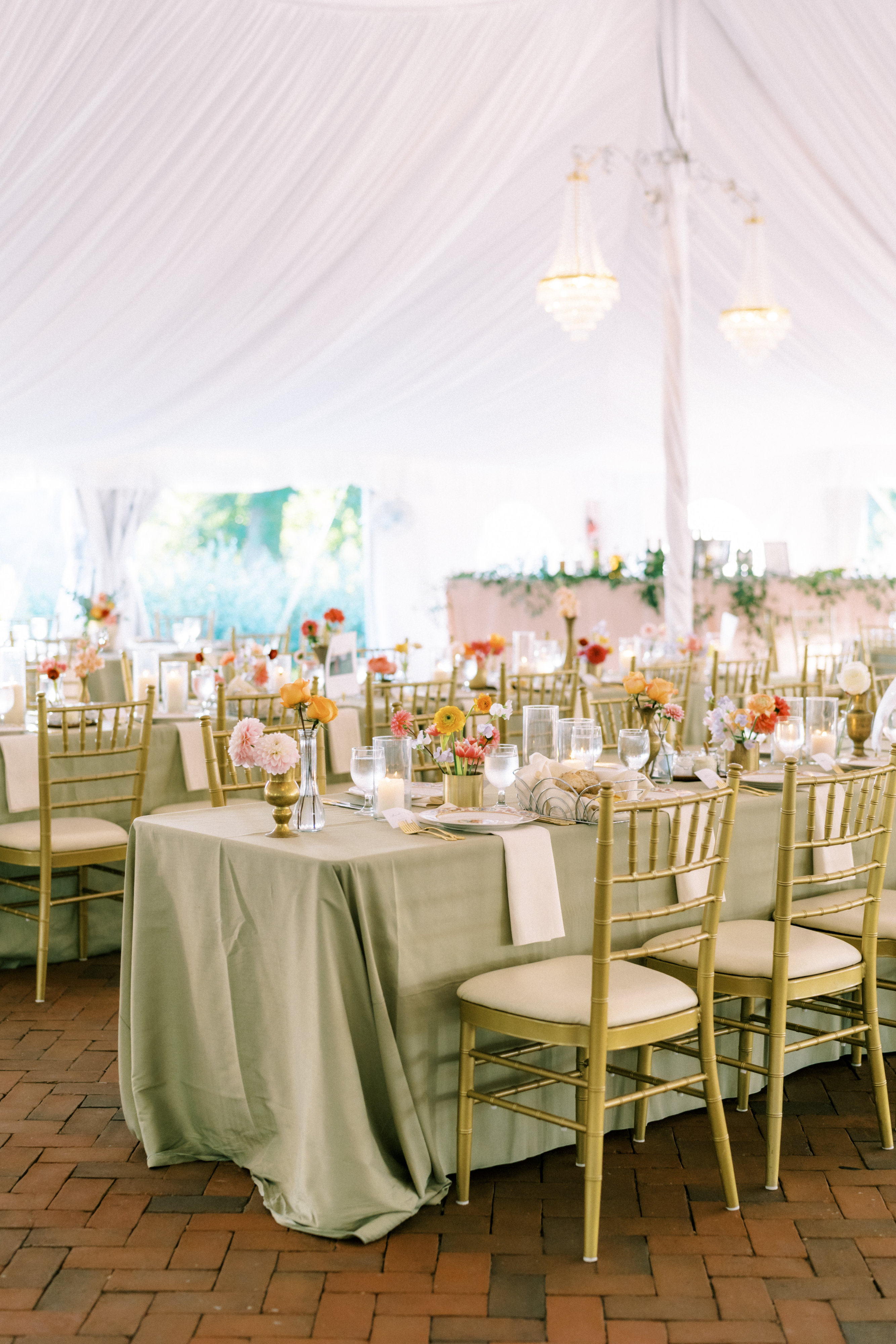 Loretta & Nathan Wedding Gallery Loretta & Nathan Wedding Gallery