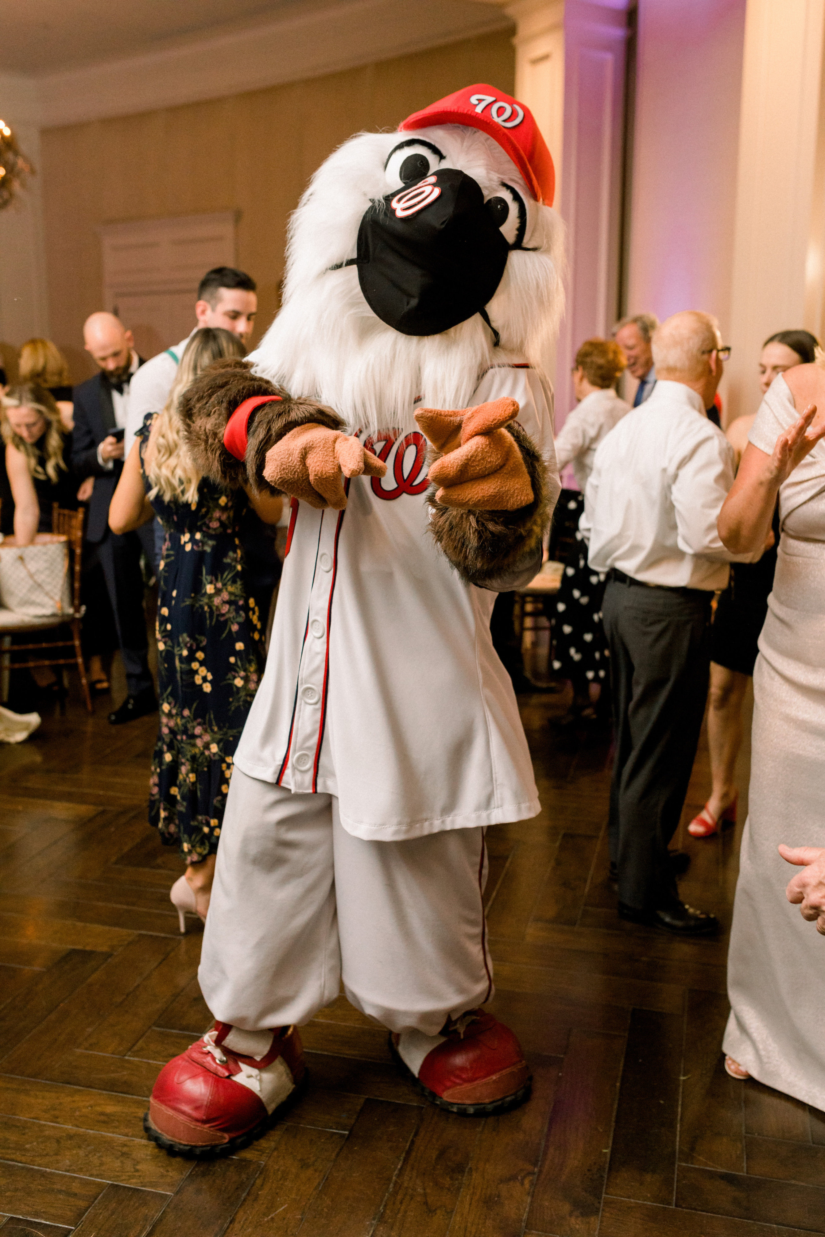 H&S Classic DC Christmas Wedding