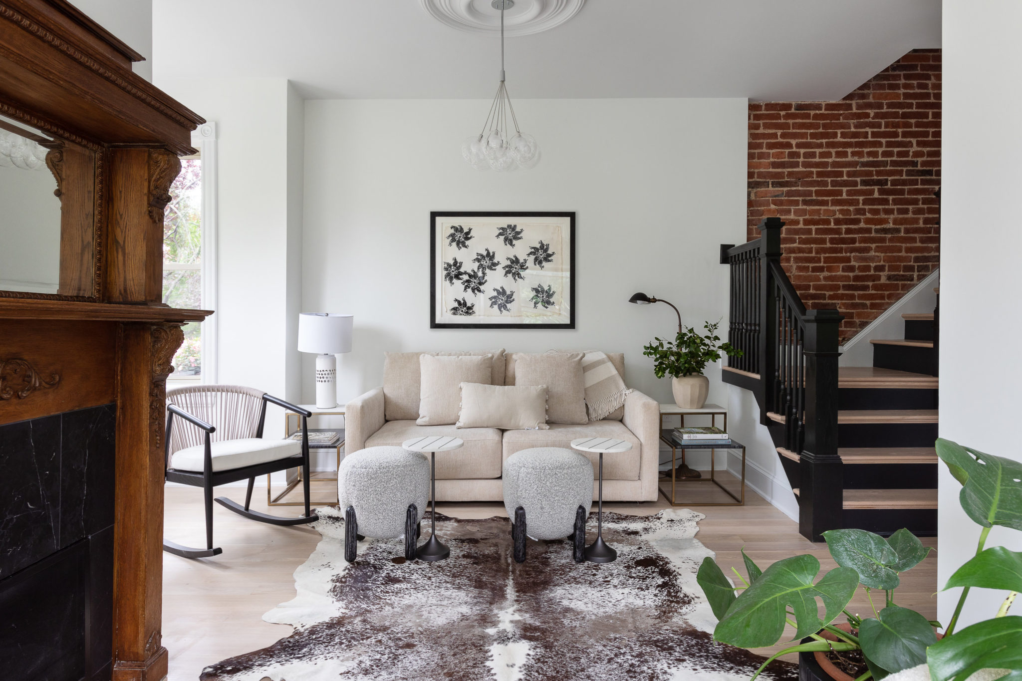 This Renovated 1904 Bloomingdale Rowhouse Mixes Original Victorian Details With Clean, Modern Touches