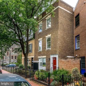 The Stanton Park Townhouse Where Obama Lived as a Senator Is for Sale