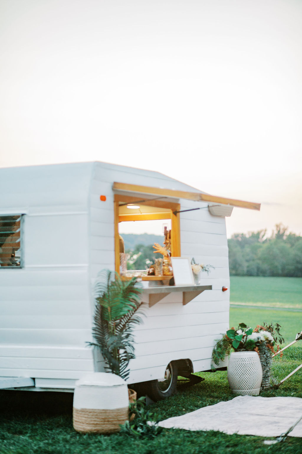 Robby&LauraBrittlandManorWedding-1-17 Robby&LauraBrittlandManorWedding-1-17