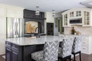 Look Inside a Virginia “Frankenhouse” That Features Organic Shapes and Mobile Art