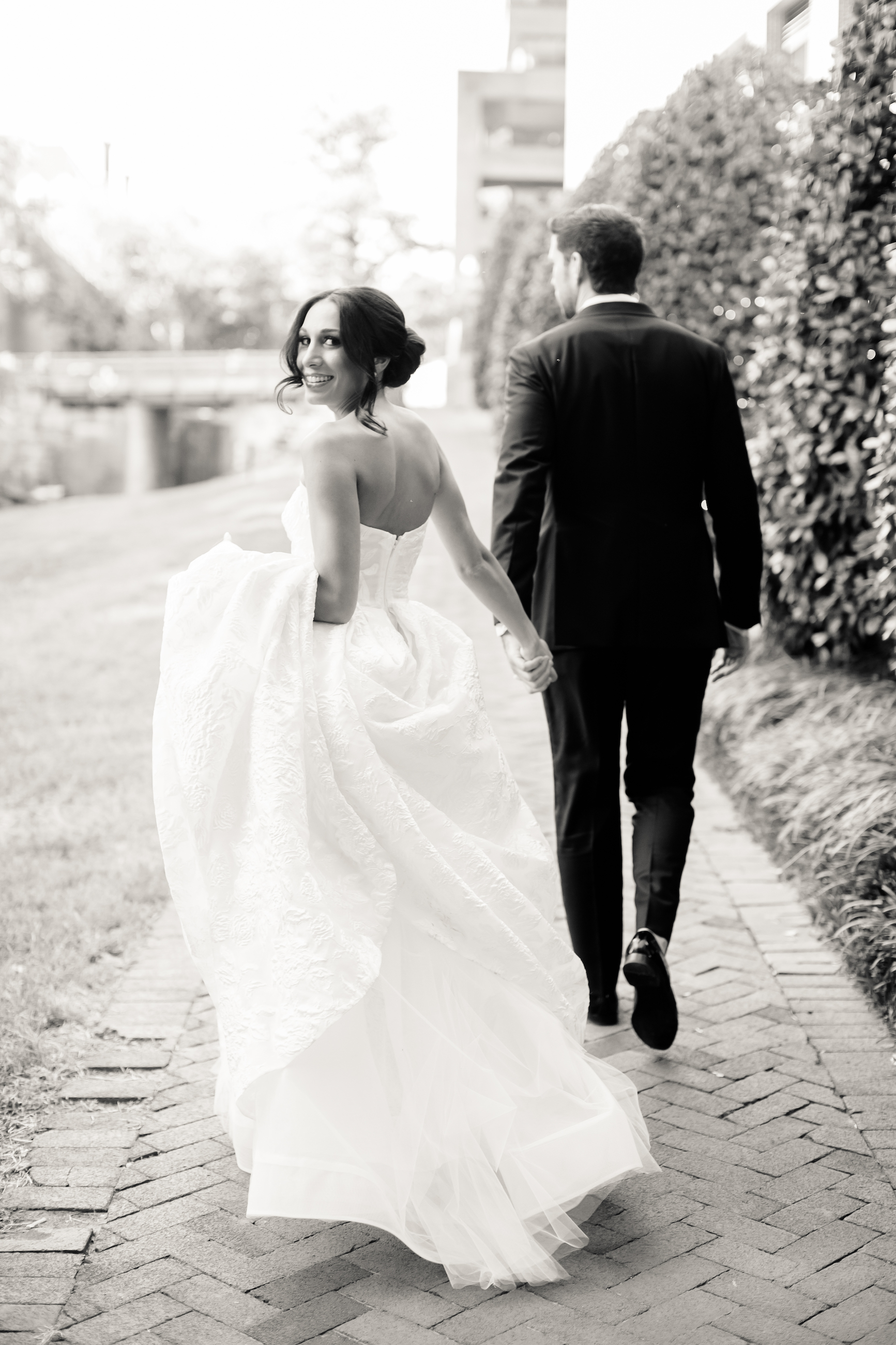 LeezaBret-548 LeezaBret-548