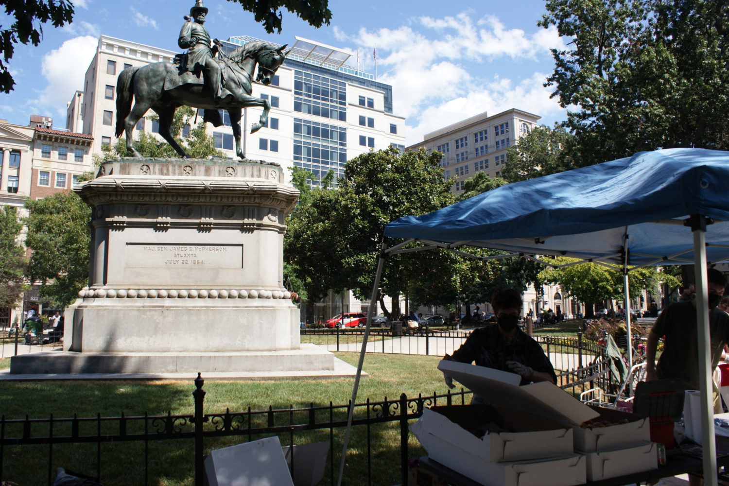Food Not Bombs's distribution site at McPherson Square.