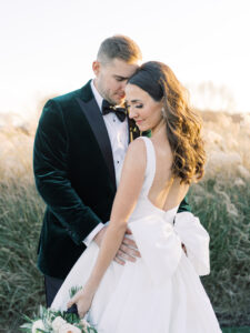 A Green-and-White November Wedding at Early Mountain Vineyard