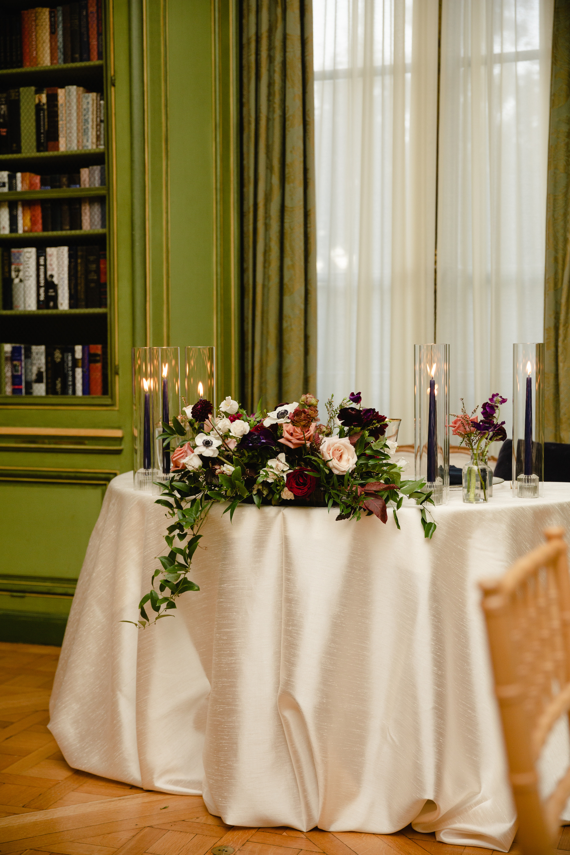 Ali + Scott: Previews Ali + Scott: Previews