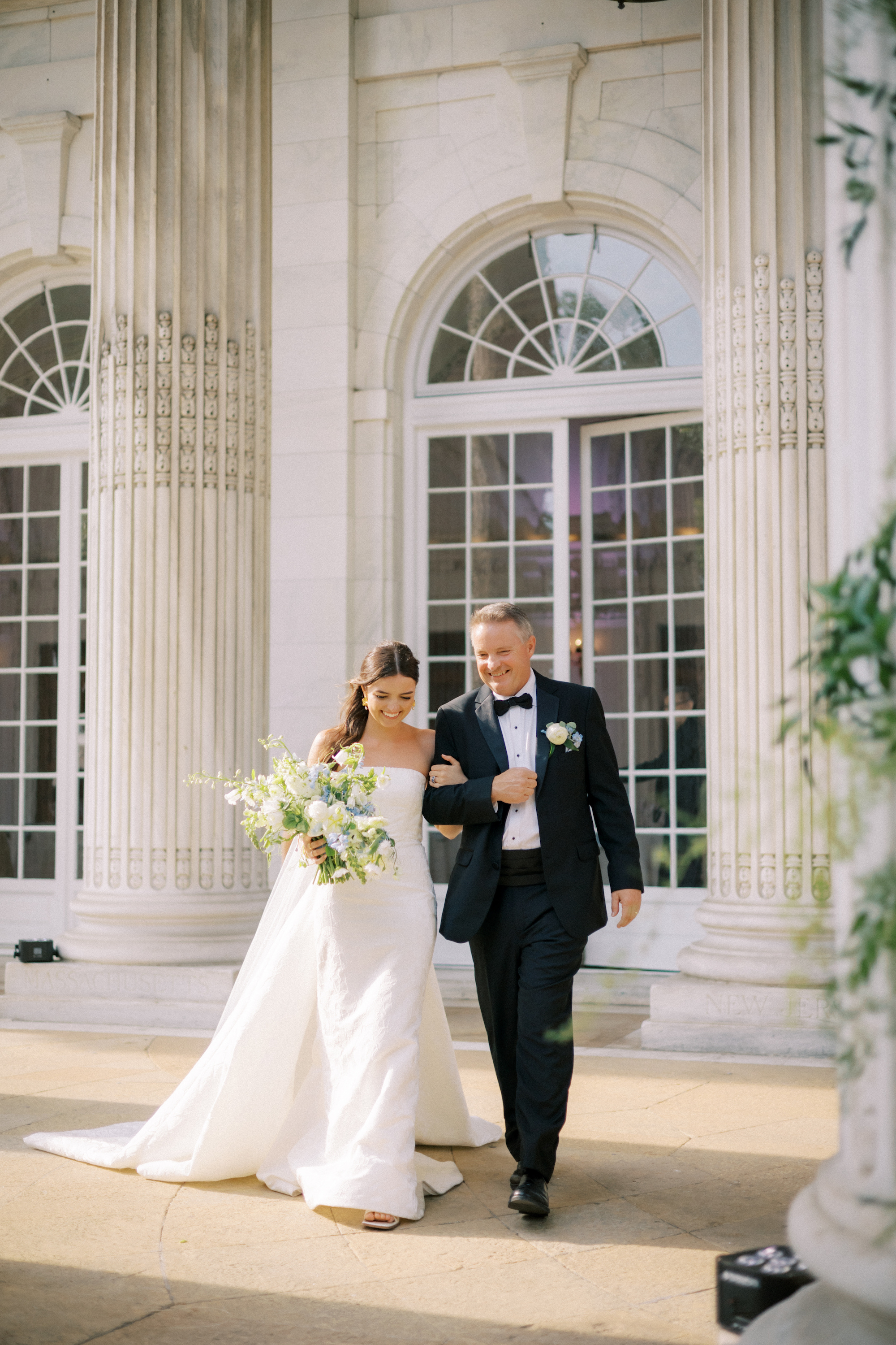 Halie & Mark Wedding Gallery Halie & Mark Wedding Gallery