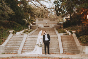 This October Wedding’s Menu Featured Brisket, Macaroni and Cheese, and Buttermilk Cornbread